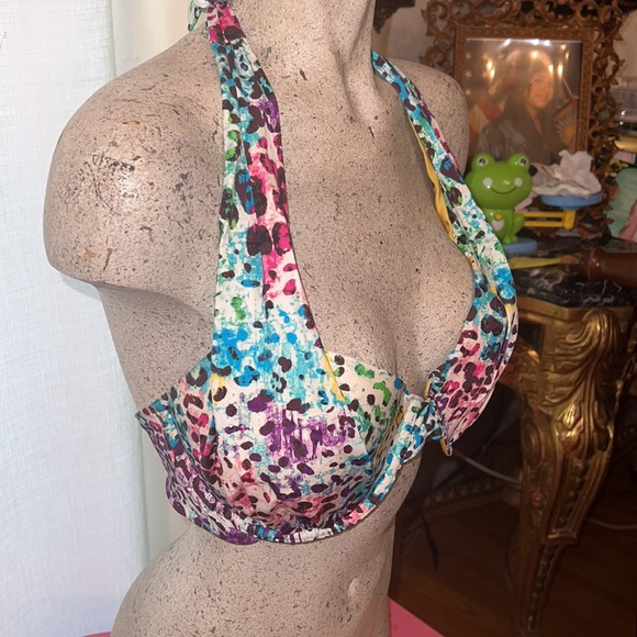 A. Che rainbow Animal print bikini top swim top!! - Picture 2 of 6